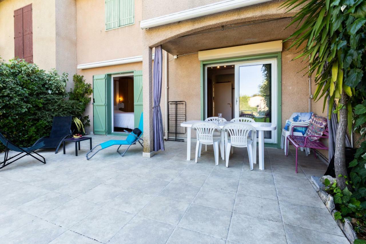 Apartmán T3 Rez De Jardin,Piscine Privee Saint-Cyr-sur-Mer Exteriér fotografie