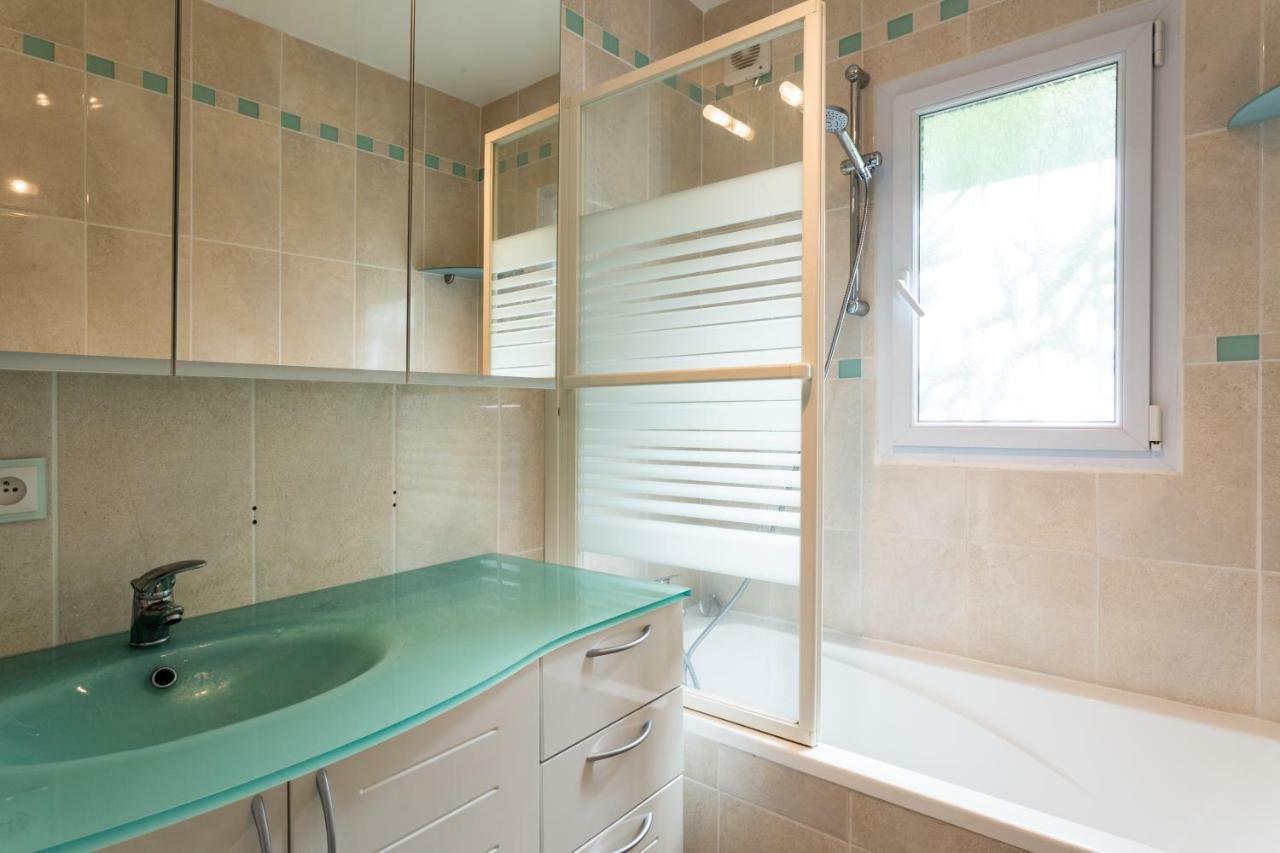 Apartmán T3 Rez De Jardin,Piscine Privee Saint-Cyr-sur-Mer Exteriér fotografie